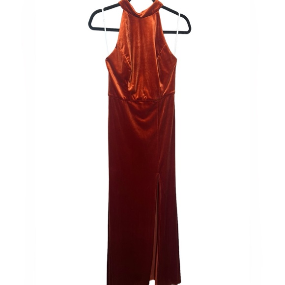 Threads Auburn Moon Velvet Halter Dress - Picture 7 of 10